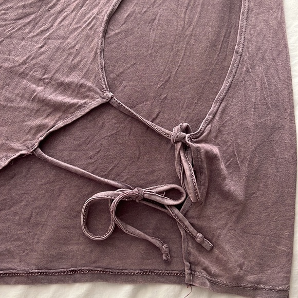 Purple Muscle Cut Out Muscle Tank - Picture 3 of 3